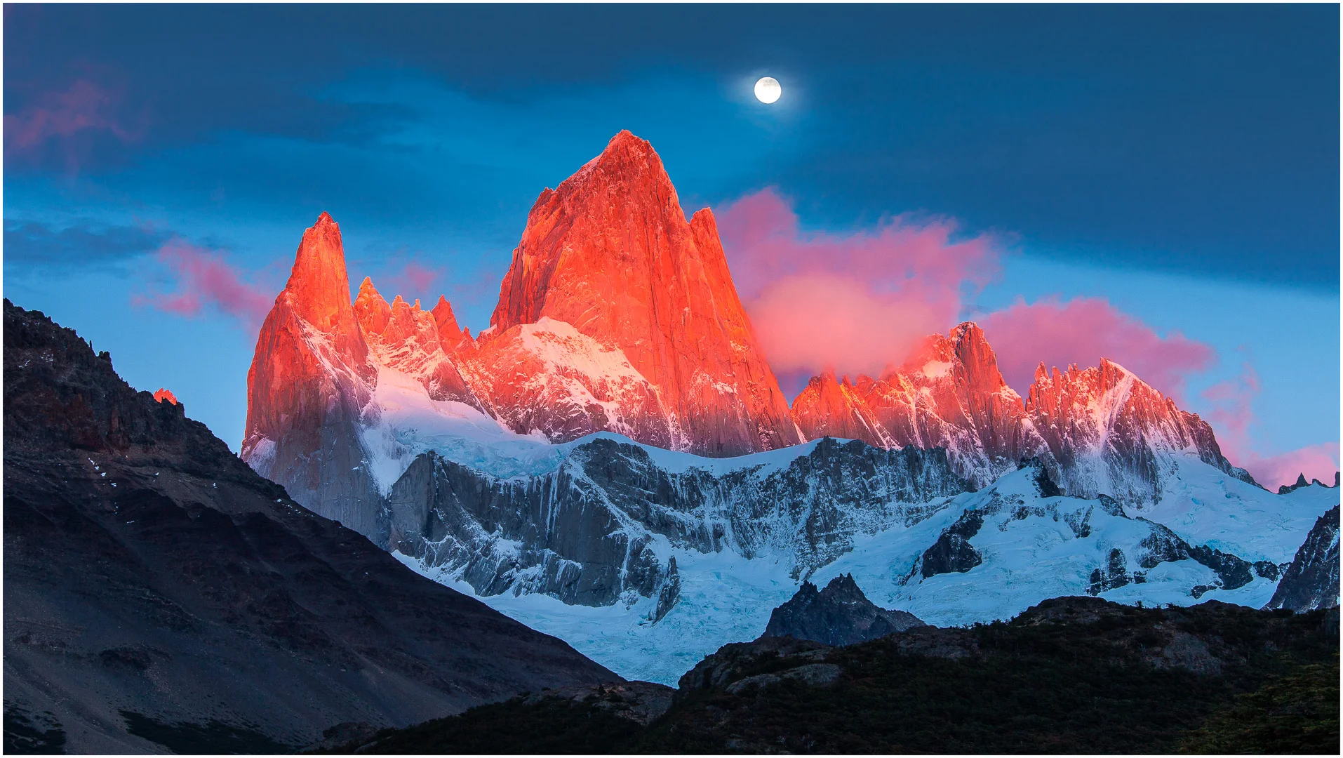 DPI_1st_Nature_FierySunrise-MtFitzroy_MartinRiley_Bgrade