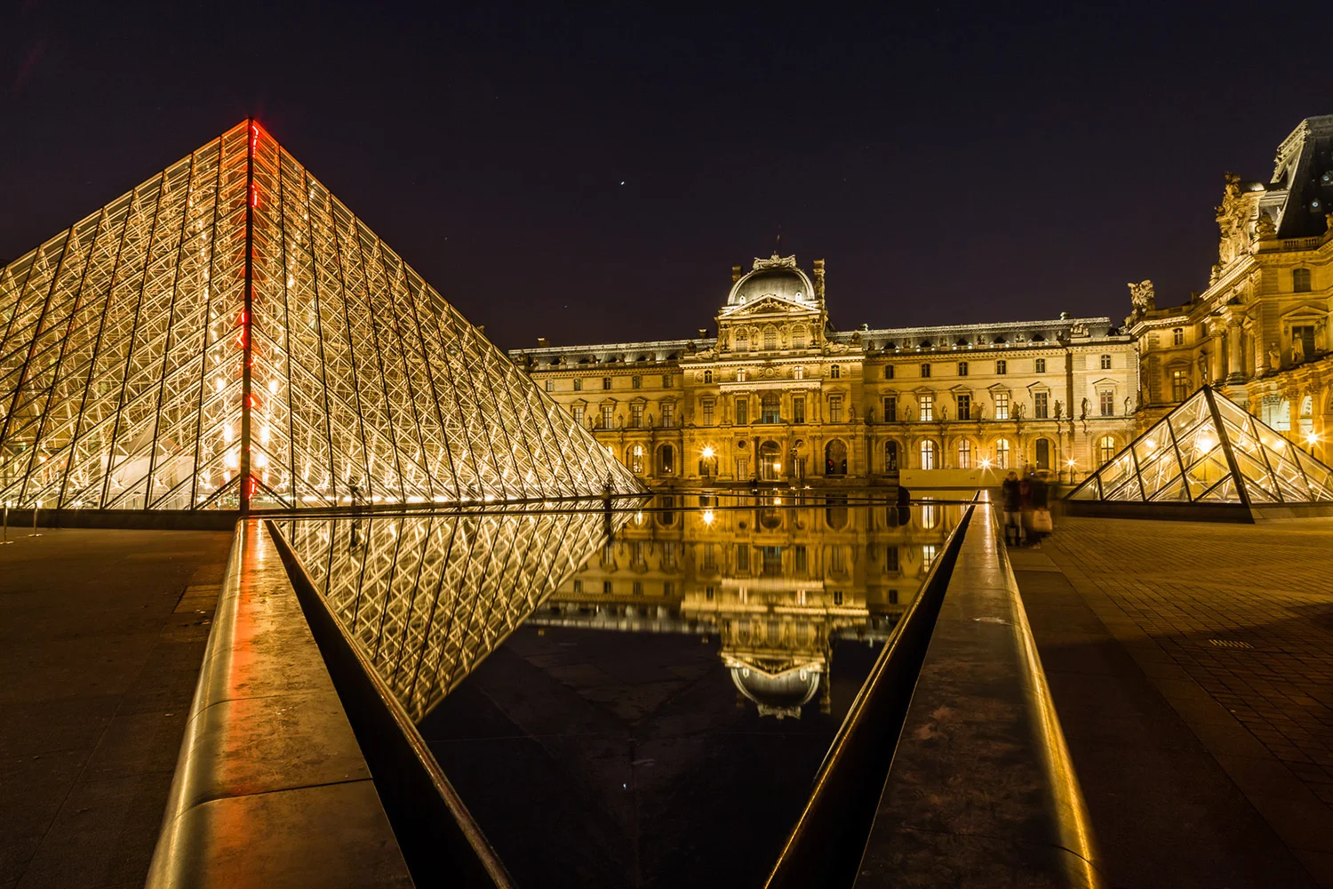 Open_Louvre View_Tony FitzGerald_AGr_DPI_Merit