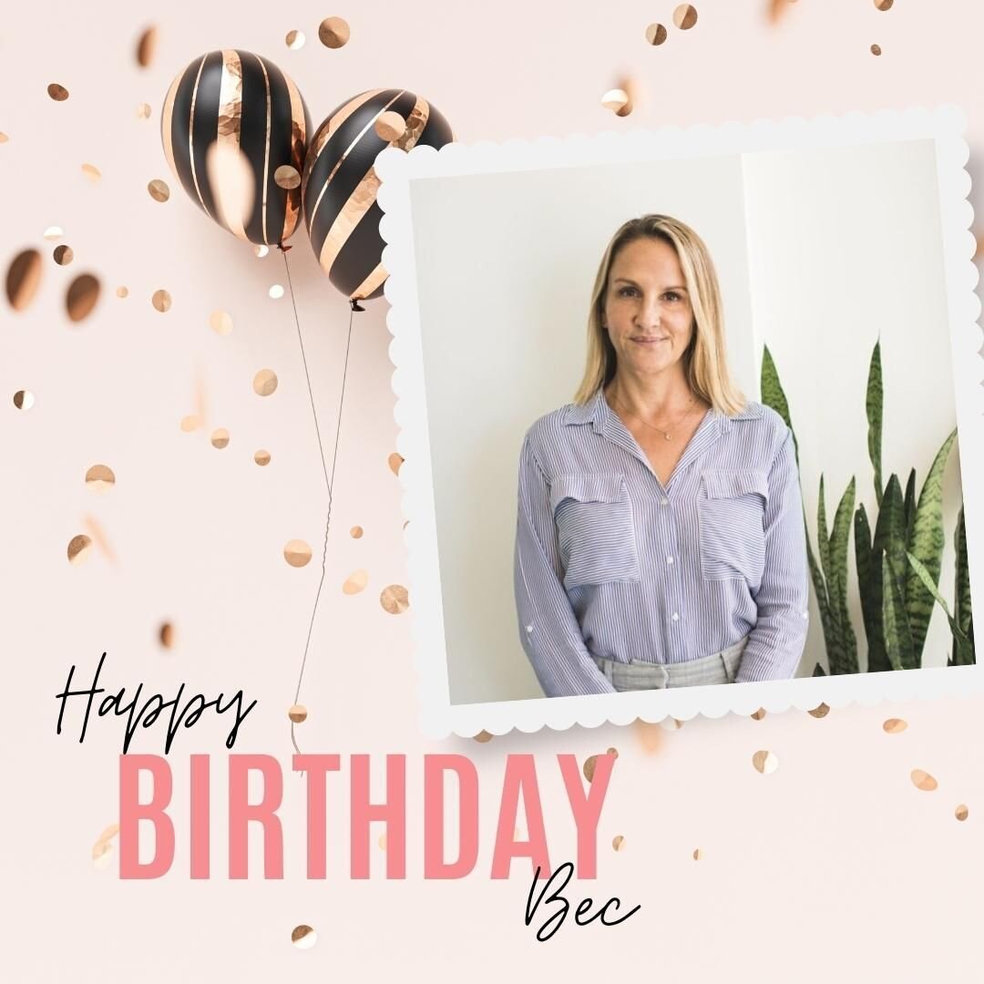 🎈Happy Birthday to our wonderful Bec @themedicalnutritionclinic 🎂
.
We love having you as apart of our clinic!
.
🌿Thank you for letting us use your bright ☀️room as the plant propergation hydroponics room 😆 and for keeping up with our constant ba