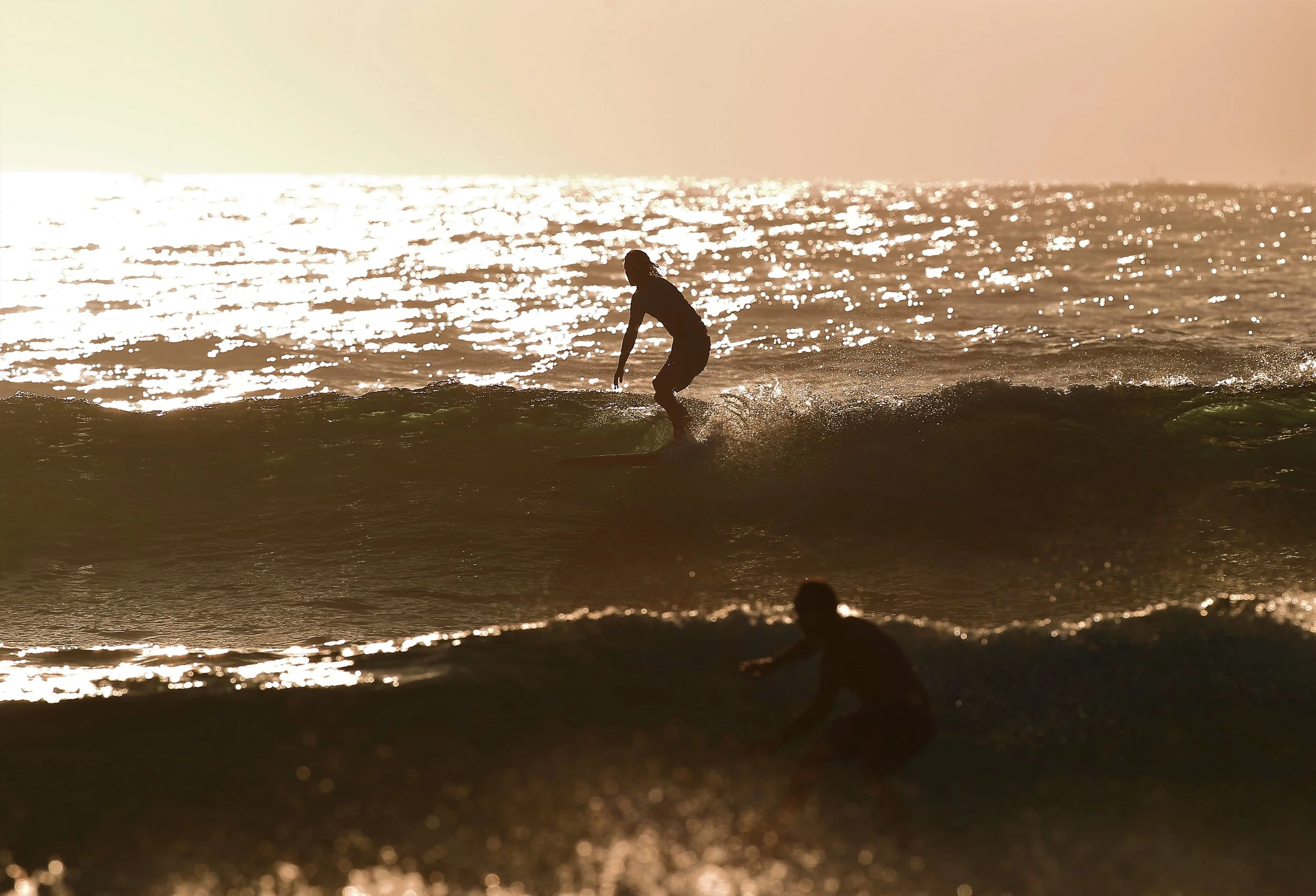 Eveley Surf dawn surfing (2).JPG