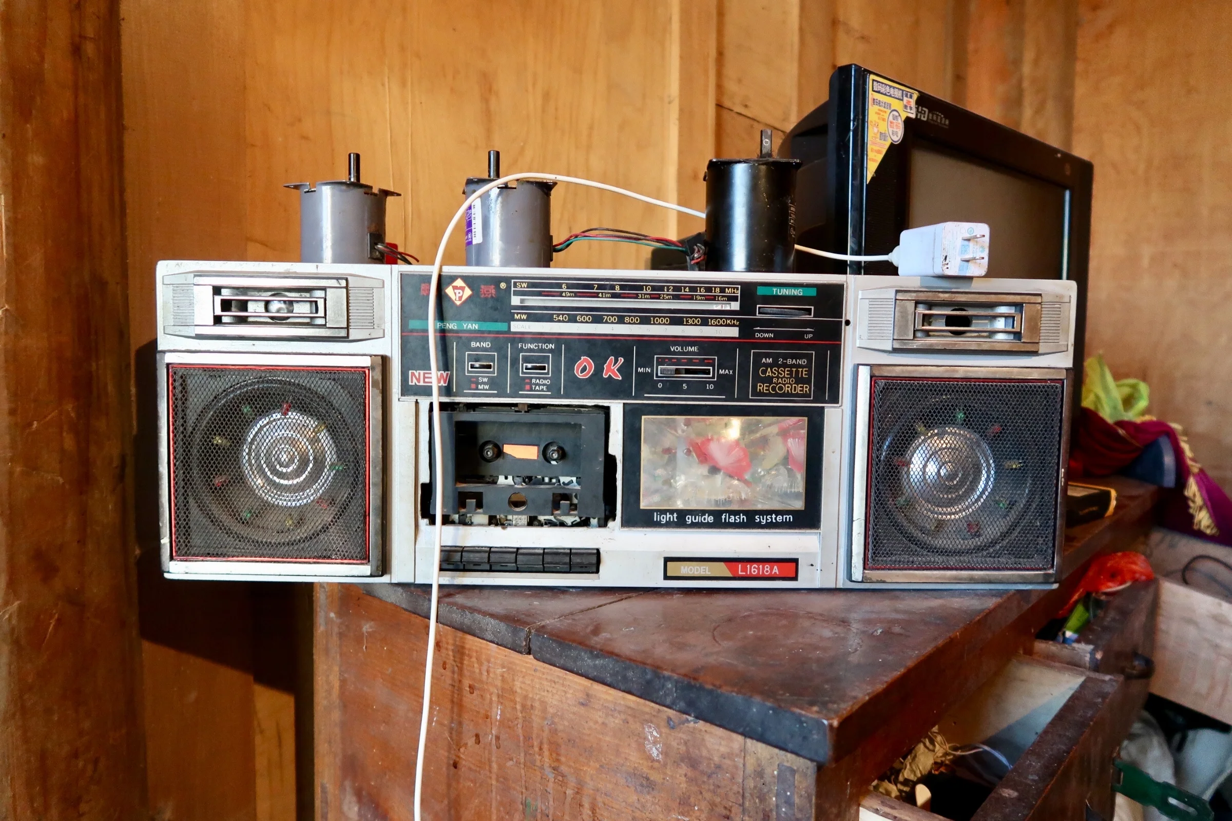  honestly this is the oldest thing I’ve ever seen in my life.  