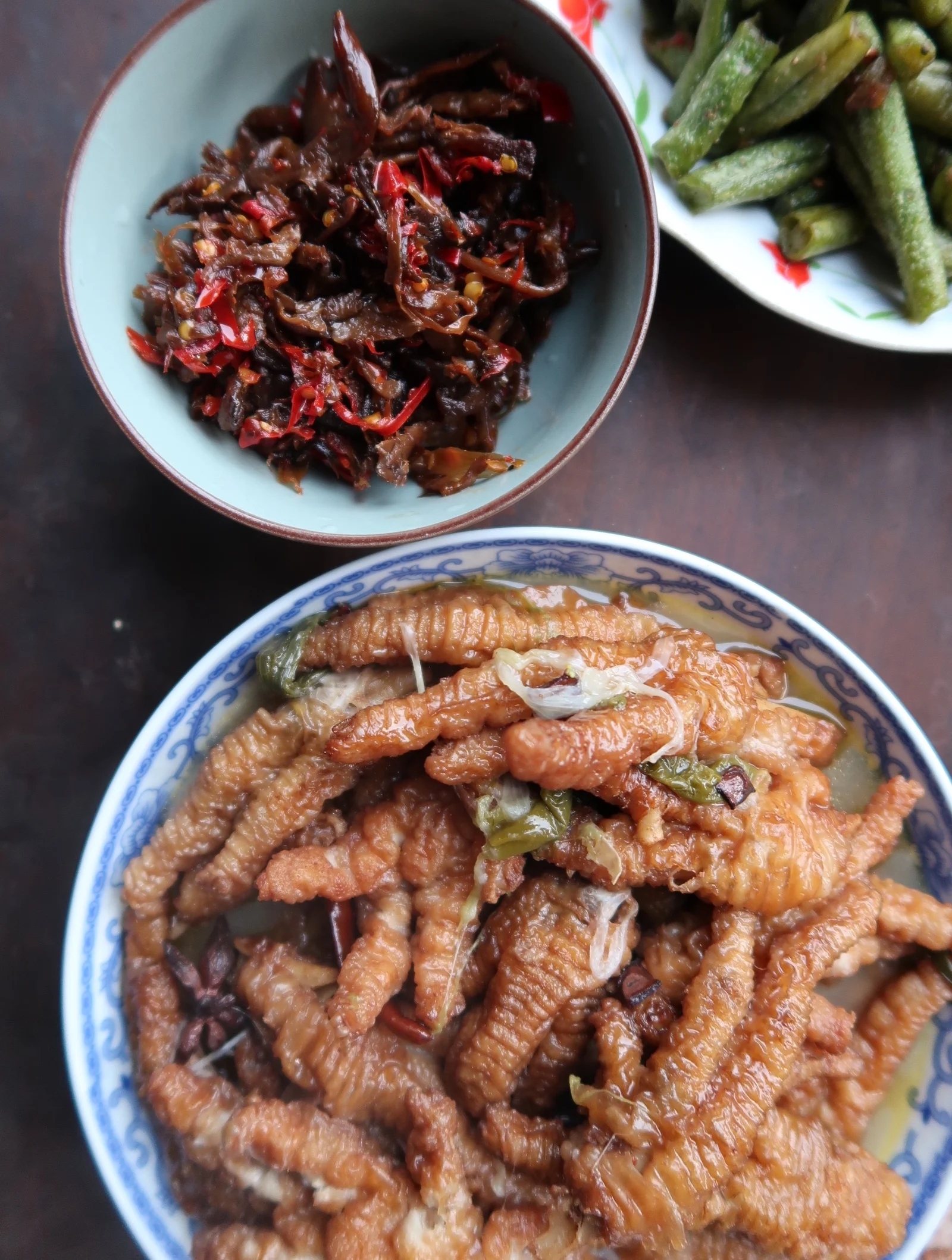  this here is chicken feet 