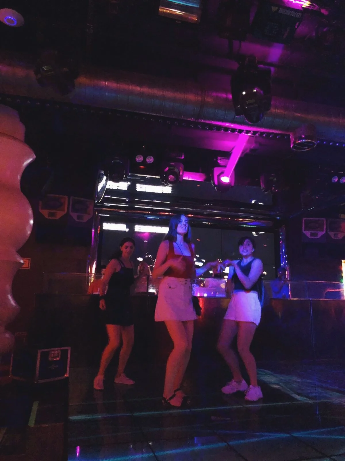  DANCING QUEENS! ONLY 23!   beijing  