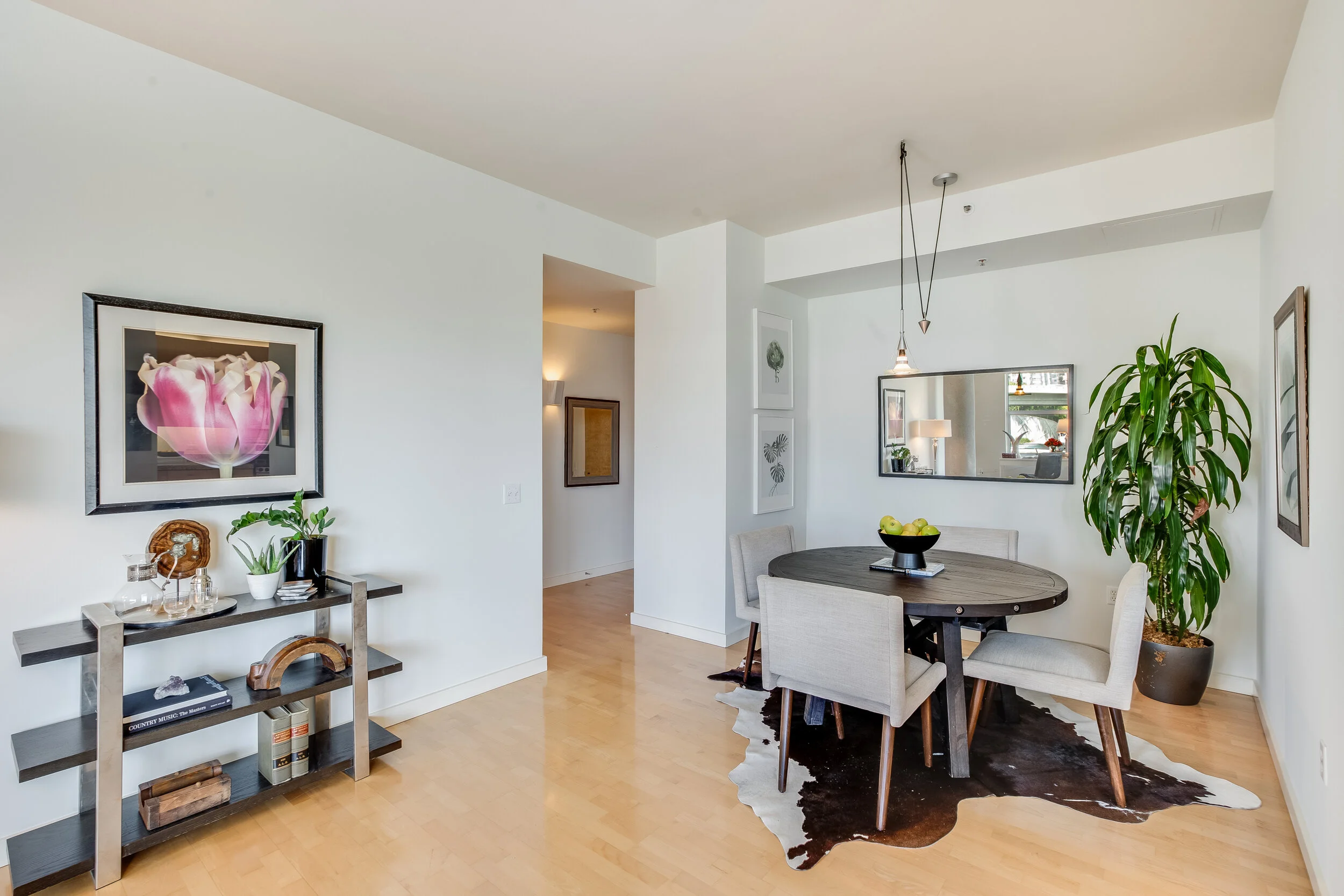 301 Bryant Street unit 604 interior shots-3.jpg