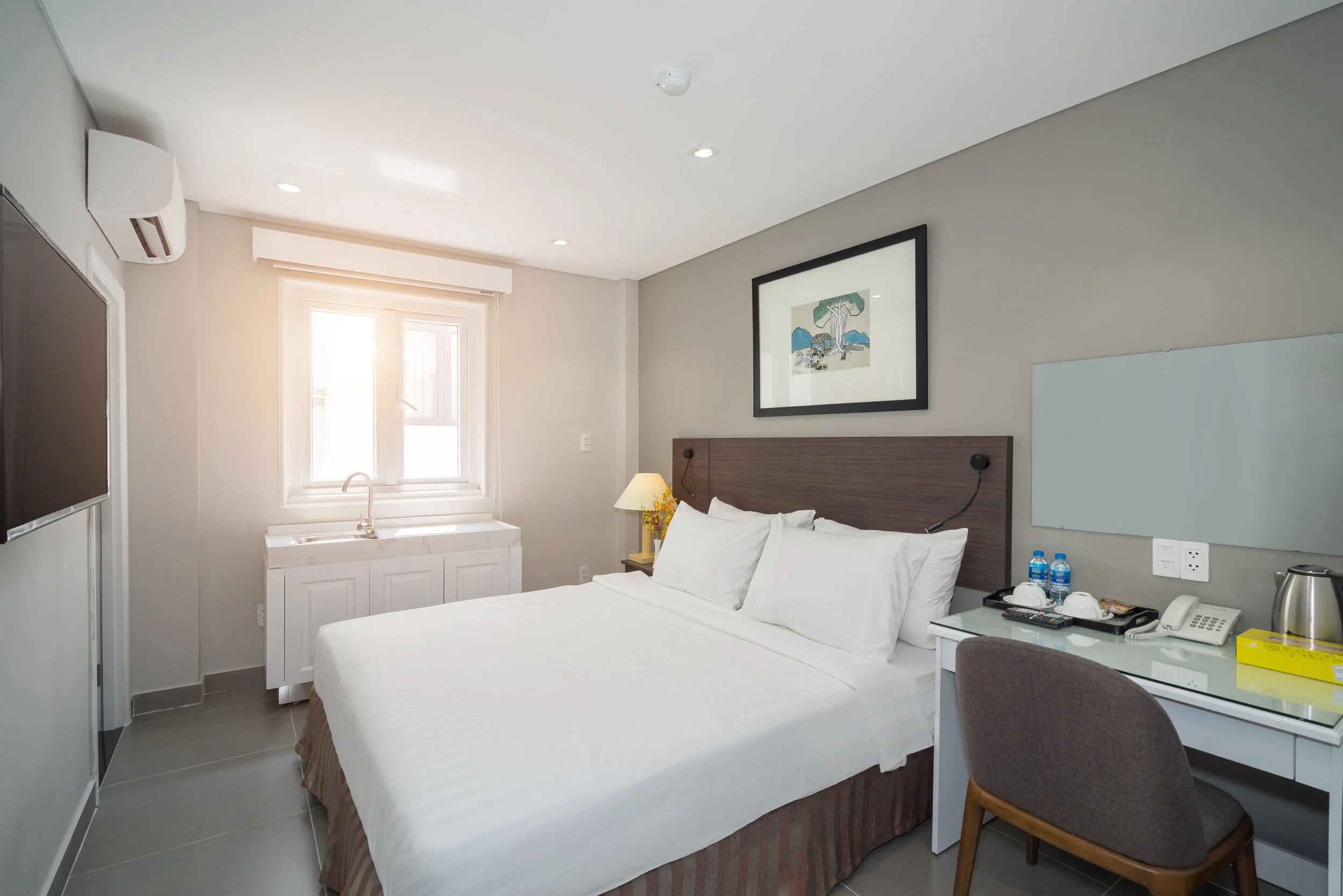 Parkhill Hotel & Apartment