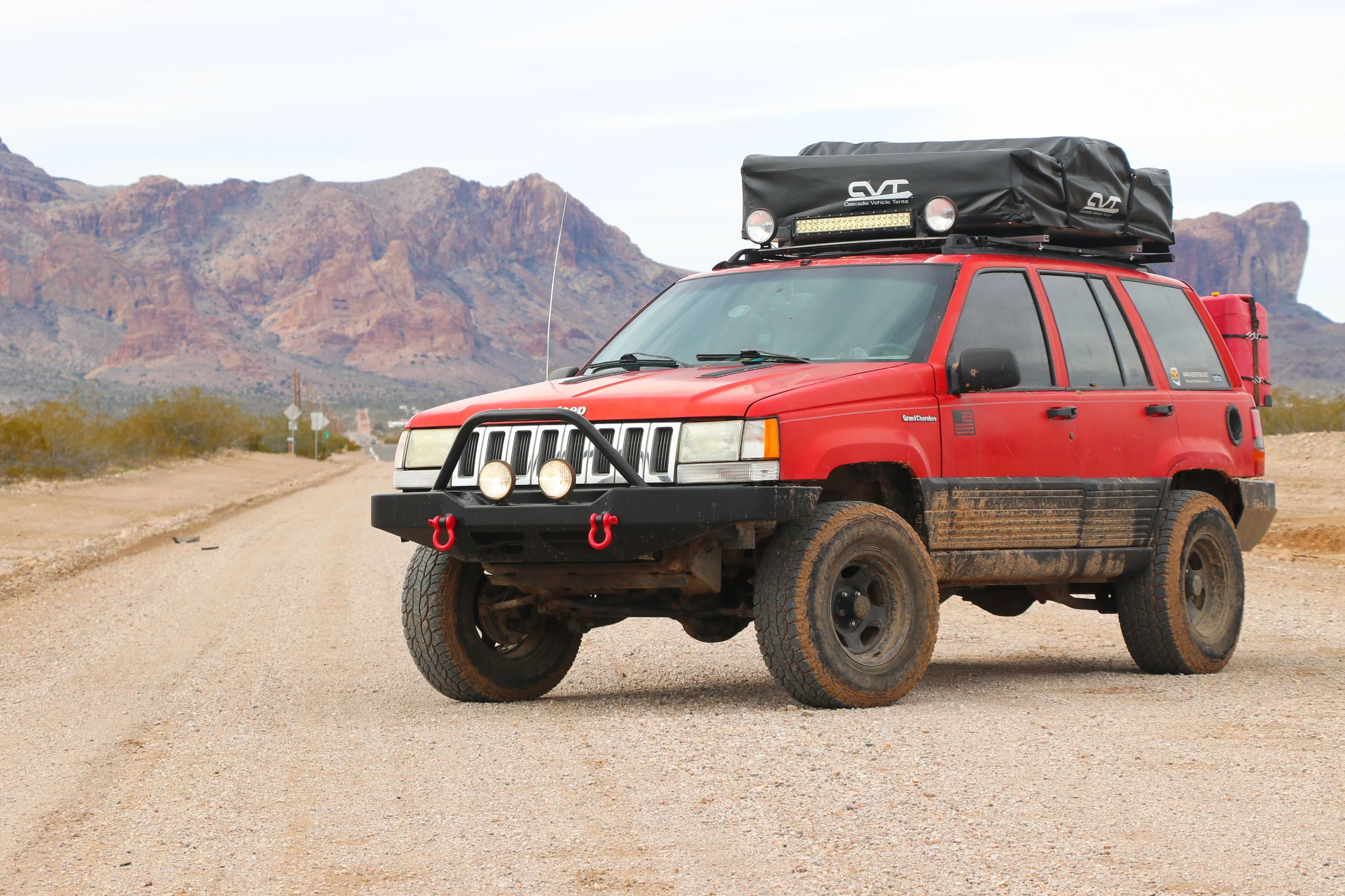 On our way to I-40 & Kingman, the road was a mix of pavement, dirt, and excellent views.