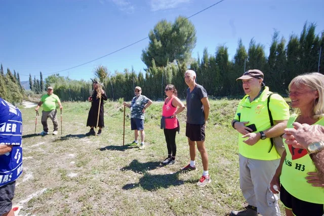 Hash Flash - Seaman Staines - Run 1626 - 14 April 2019 - Photo 28.jpeg