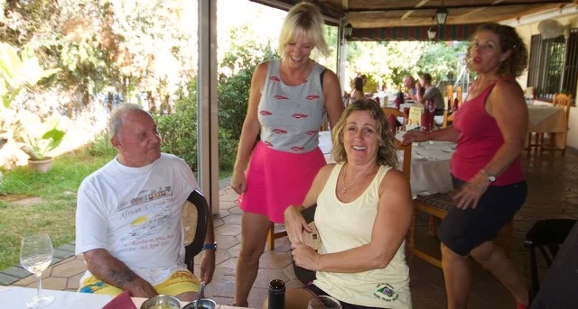 Hash Flash - Seaman Staines - Run 1655 - 01 Sep 2019 - Photo 1.jpeg