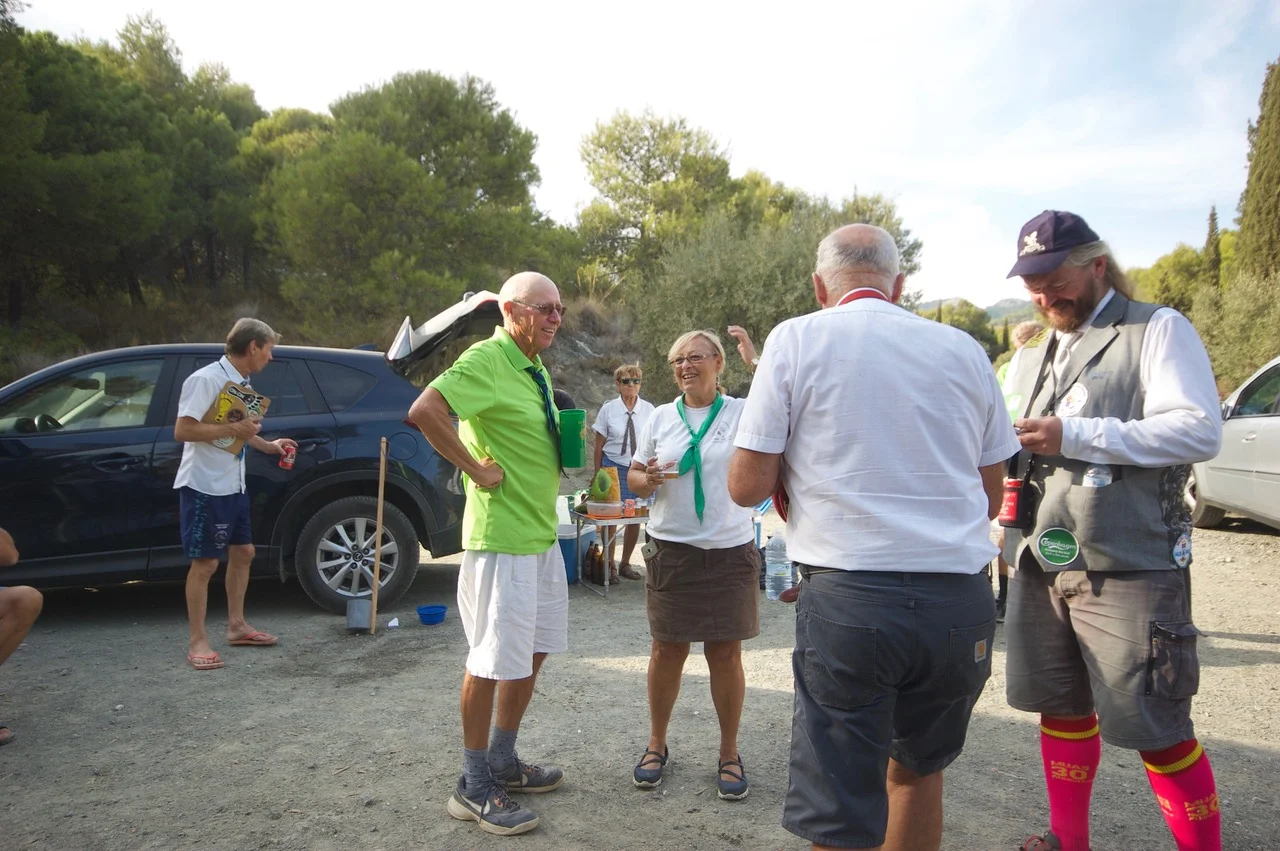 Hash Flash - Seaman Staines - Run 1656 - 08 Sep 2019 - Photo 28.jpeg