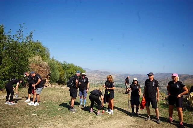 Mijas H3 - Hash Flash Seaman Staines - Run 1661 - 13 Oct 2019 - Photo 14.jpg