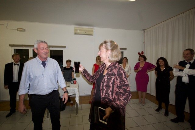 Mijas H3 - Hash Flash Seaman Staines - Run 1670 Xmas Ball - 13 Dec 2019 - Photo 35.jpeg