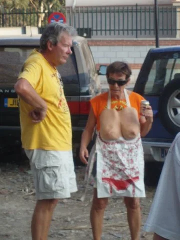 Sheep shagger admires Swissroll´s tits.jpg