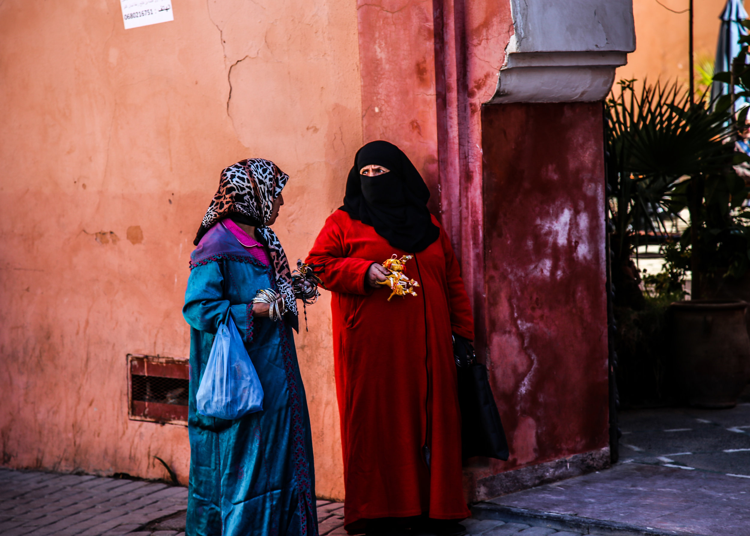 Women talking Marrakech medina