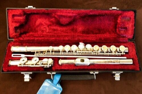 Yamaha YFL 225S Flute donated by Ms. Madeline Cruise (Copy)