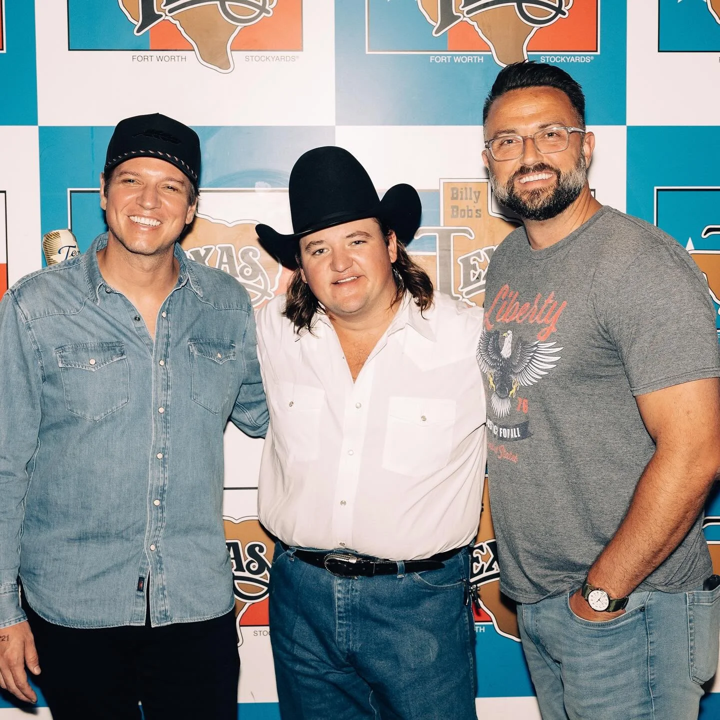 My first time ever at the historic and iconic @billybobstexas was a blast and what made it better was getting to hear @jdw_music live! If you&rsquo;re not following this authentic country storyteller you&rsquo;re missing out. He sings the truth in co