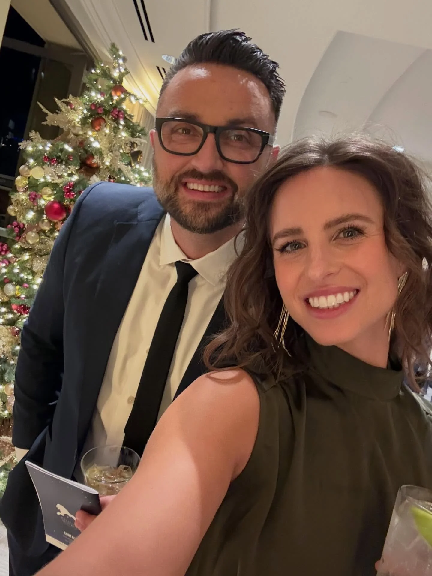 I had such an incredible time last night with my beautiful wife @laurenabigailmack at a gala for @malachismessage to raise money and awareness for victims and survivors of mold poisoning.

What many people don&rsquo;t know is that in 2022 after the b