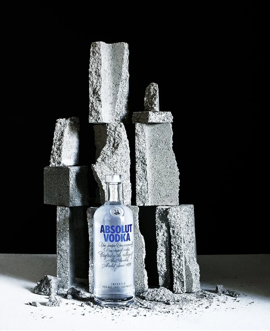 VX_RE_ABSOLUT_VODKA_CINDER_BLOCKS_3_02_20_DP_CINDWE_BLOCK_TEST76136.jpg
