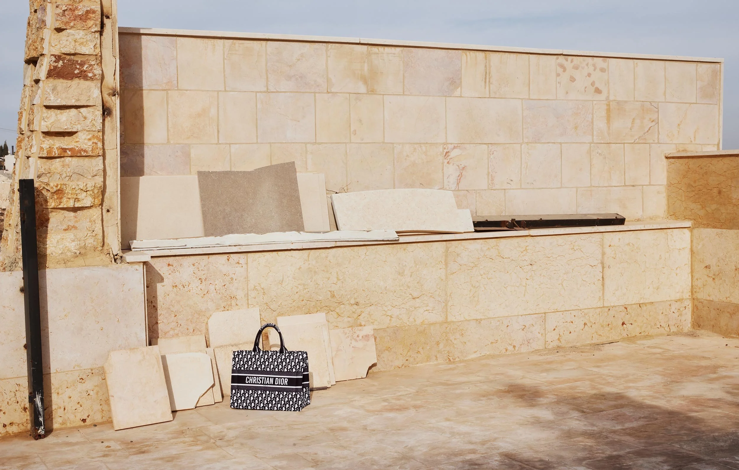 VX_RE_DIOR_11_08_24_Fake_Hand_Bags_Amman3964-2.jpg