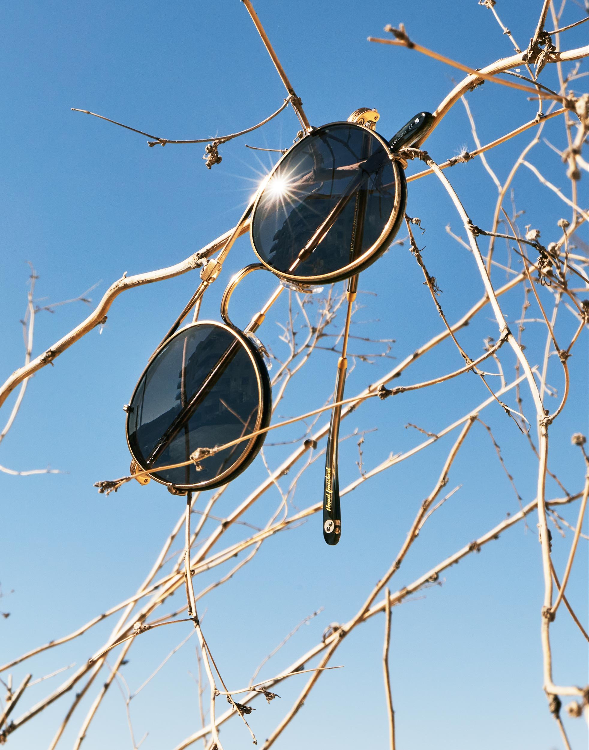 VX_RE_MK_RUGS_GARETT_LEIGHT_SUNNIES_L1023183.jpg