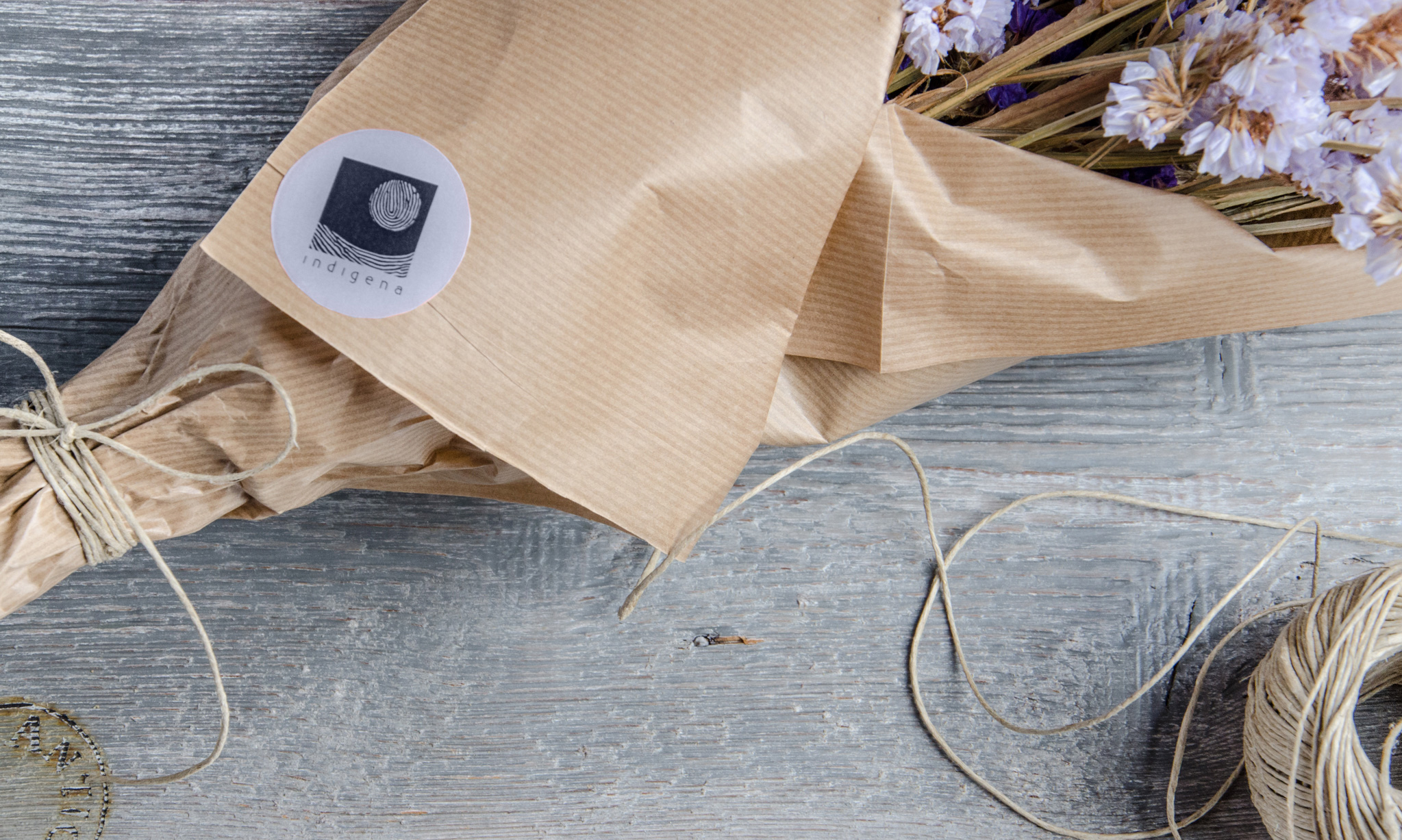 Indigena-packaging-branding-biologico-bio-drawing-fiori.jpg