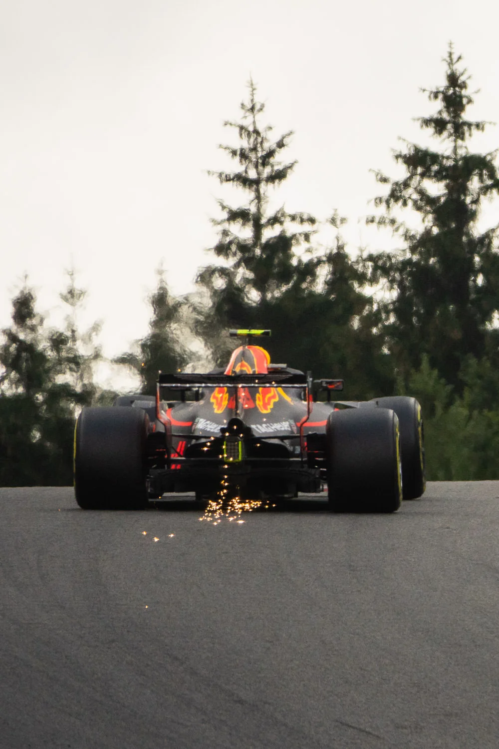 20180824-DSC-RX10M3-Belgium_F1_2018-_DSC9403.jpg