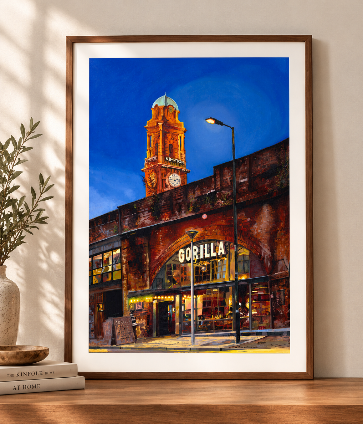 Urban Night at Gorilla Archway.png