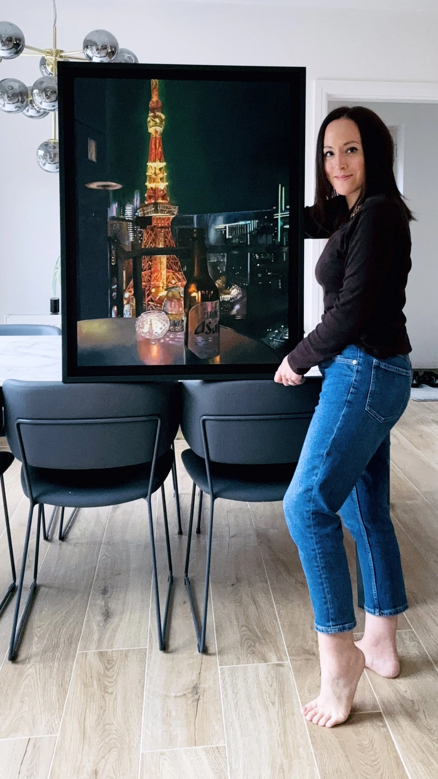 TOKYO_TOWER_HOLDING4.jpg