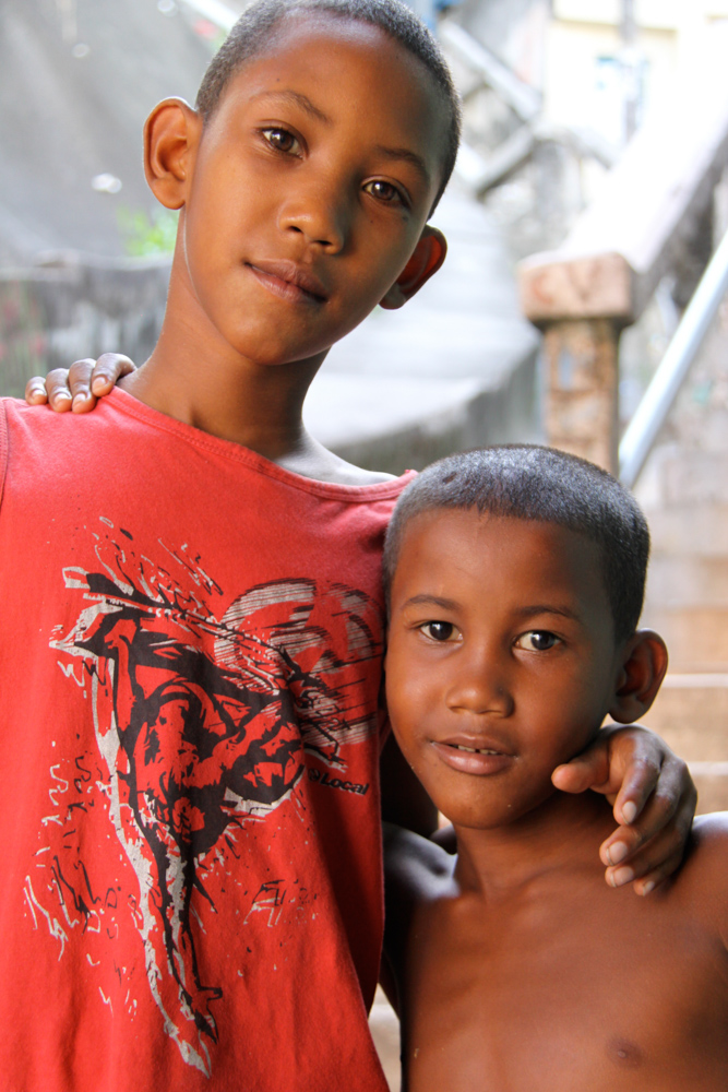 20100308-rioprazereskids.jpg