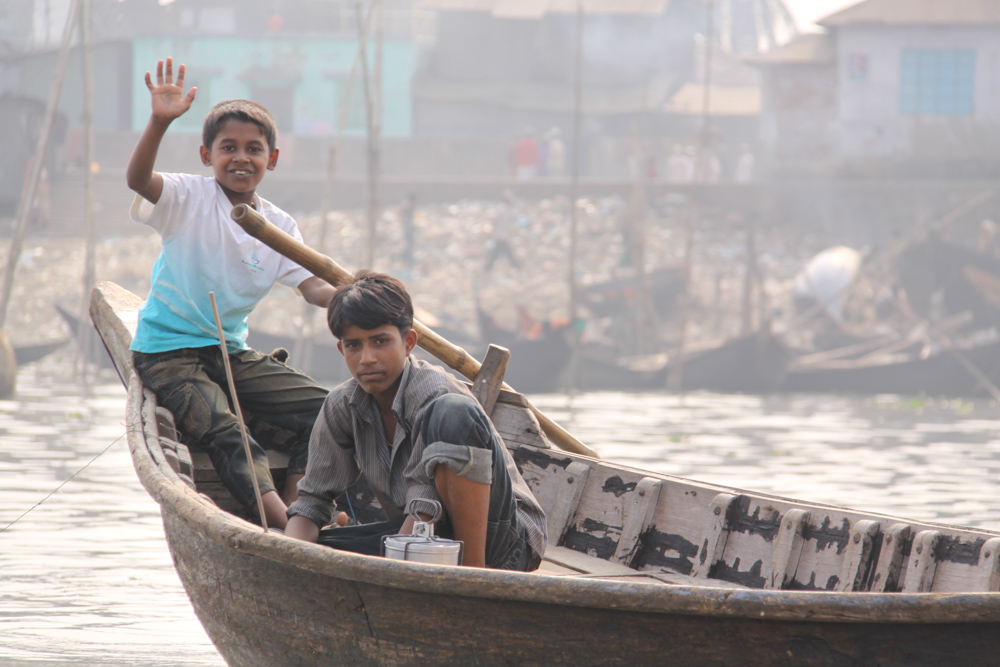 20091218-dhakalilwavy5 copy.jpg