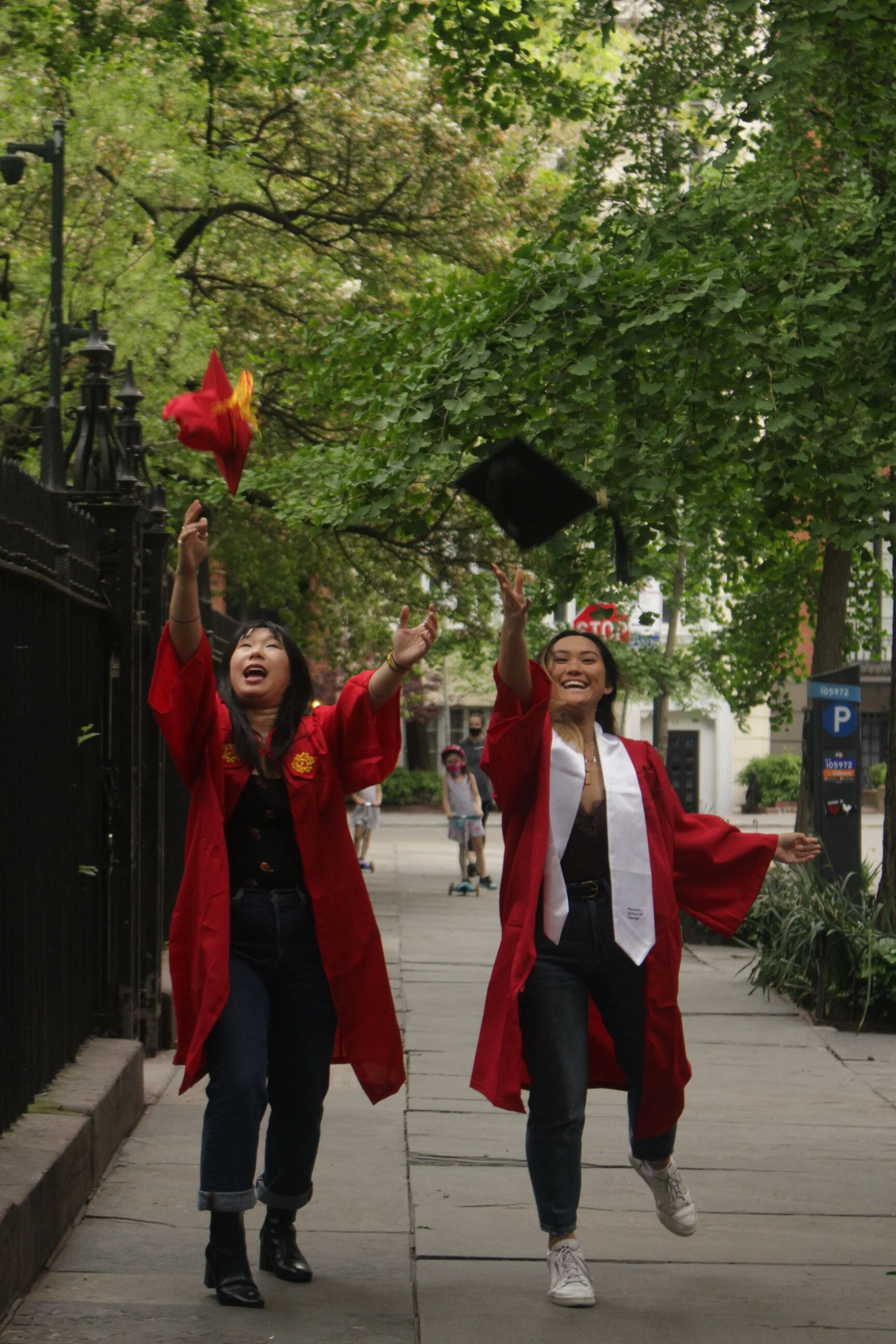 Look ma, I graduated! 🎓