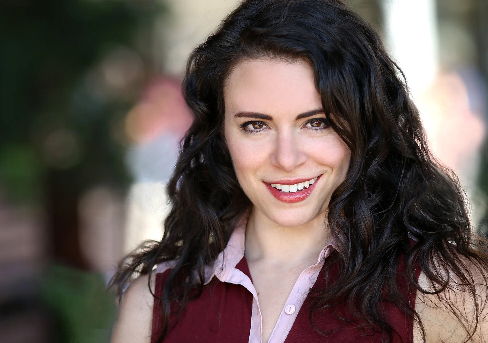 headshot'18 (1).jpg