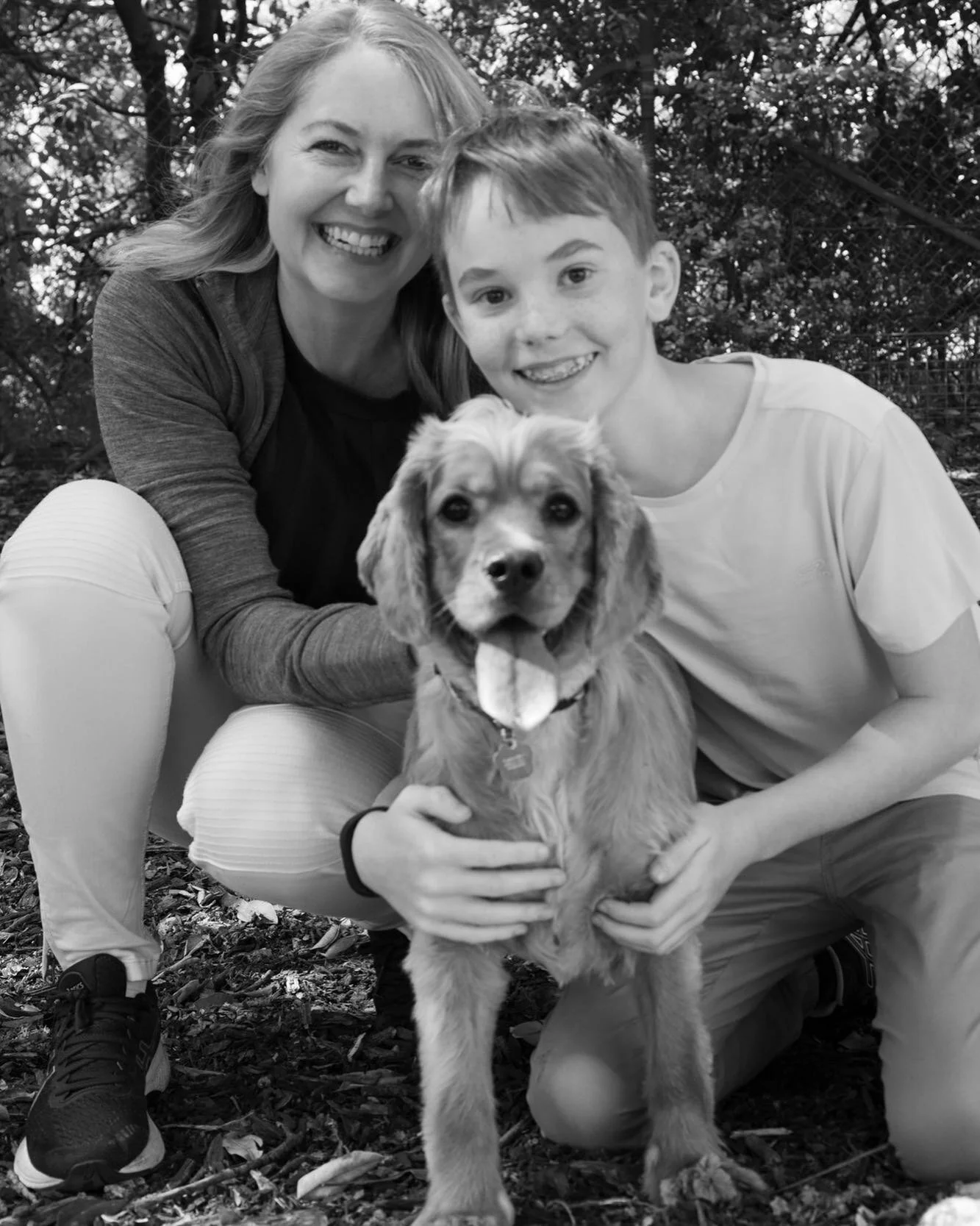 Caroline, Mattie &amp; Wilco, 2021. #EDGEGreenWay #EDGEInnerwest #dogsofinstagram #dogsofaustralia #doglovers #innerwestdogs #dogpeople