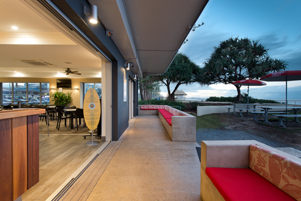OGE-Bluff-Bar-3.jpg
