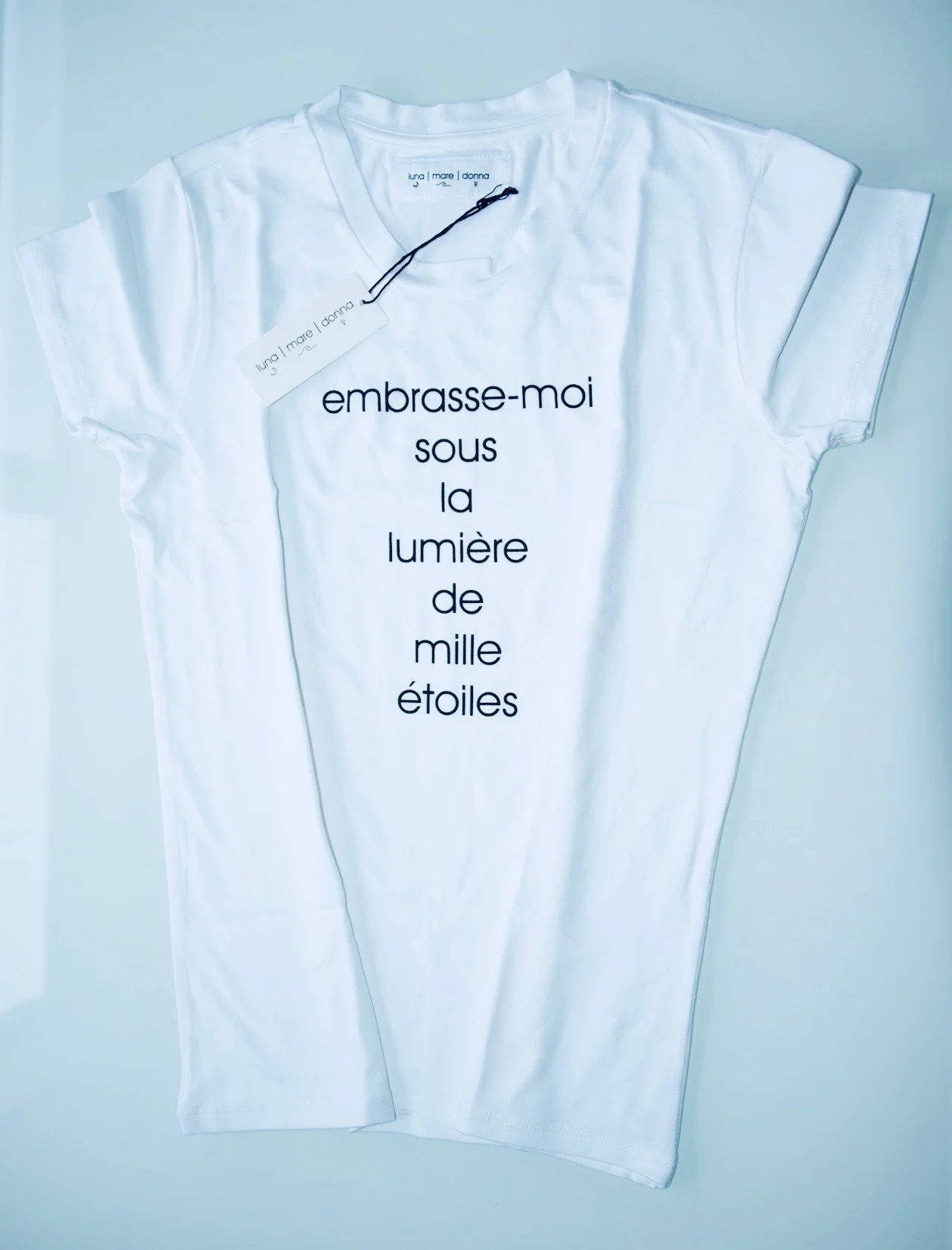 embrasse-moi tee