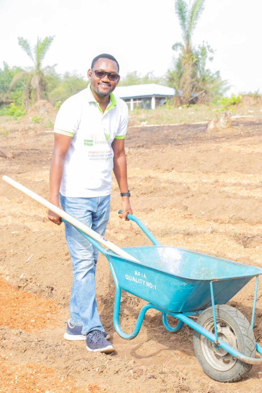 Dr Kimmie Weeks, composting Hope Farm in Liberia  