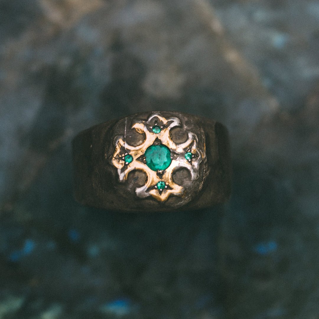 true-cross-with-accent-emerald-964214_1080x.jpg
