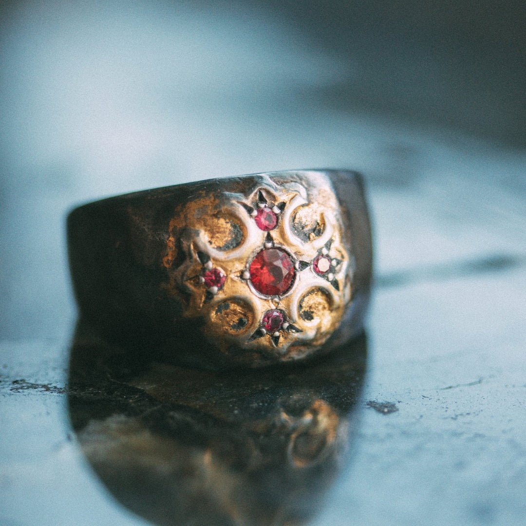 true-cross-with-accent-ruby-712741_1080x.jpg