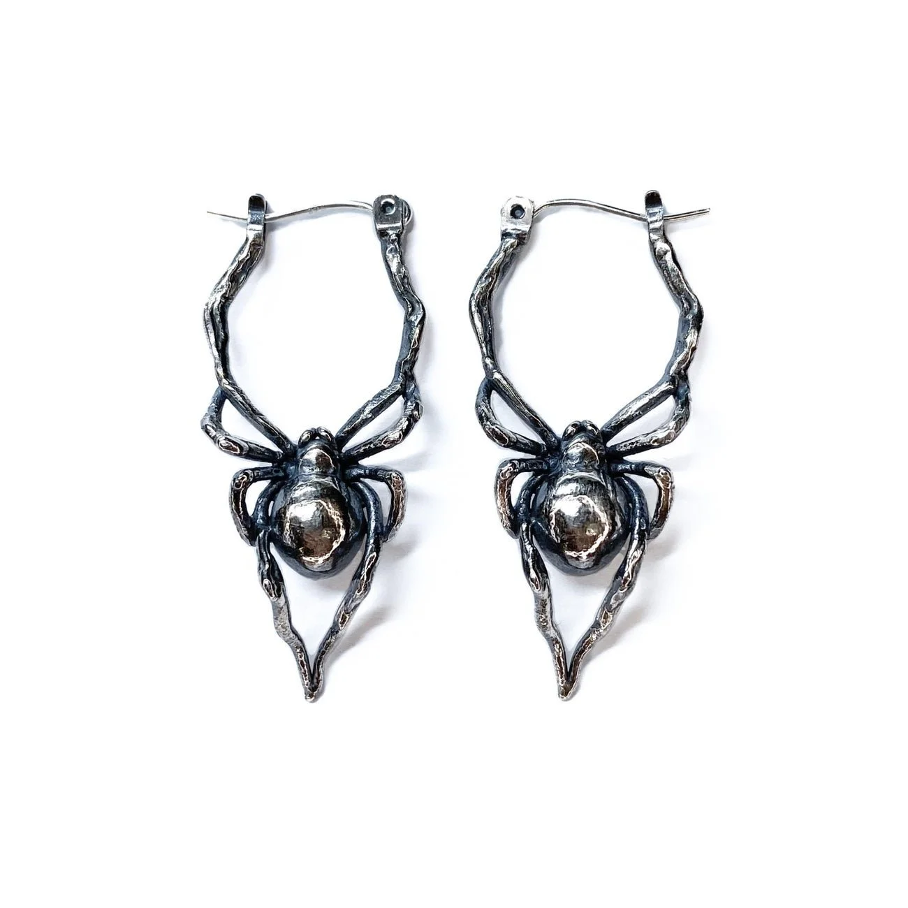 Latrodectus Earring Pair by Arcana Obscura