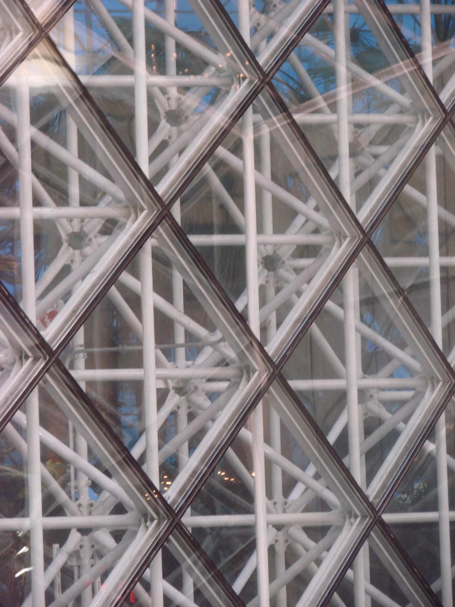 What price do CT residents pay for state and local government?