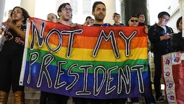 (Por lo Menos) 5 Maneras Para Demostrar tu Apoyo por la Comunidad LGBT Durante Trump