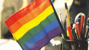 flag-pen-pot.jpg
