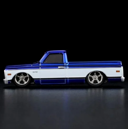 Hot Wheels Collectors RLC Exclusive - 1969 Chevy C-10 — Catalyst