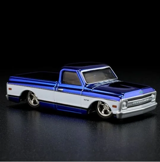 Hot Wheels Collectors RLC Exclusive - 1969 Chevy C-10 — Catalyst