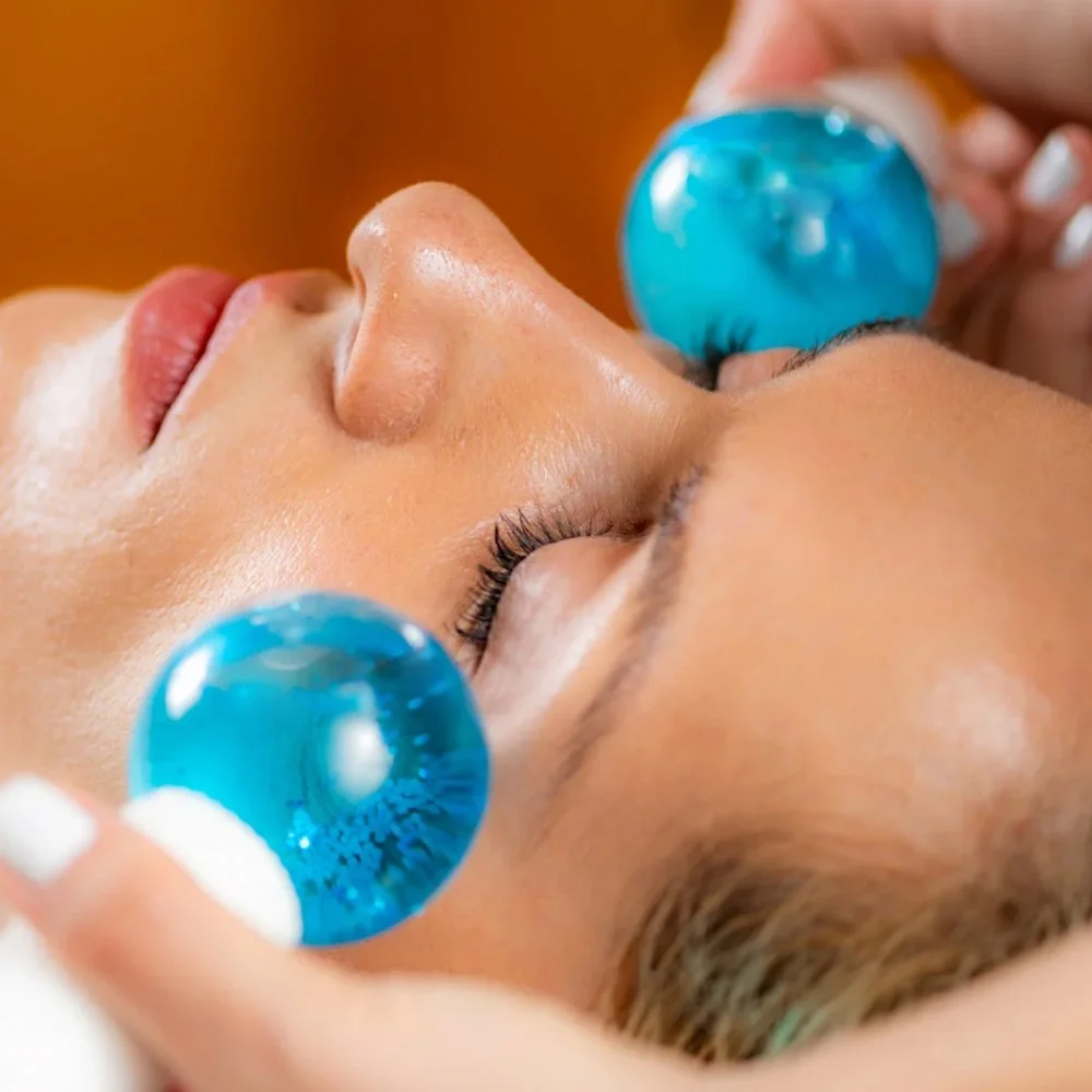 Chill Out - Ice Facial