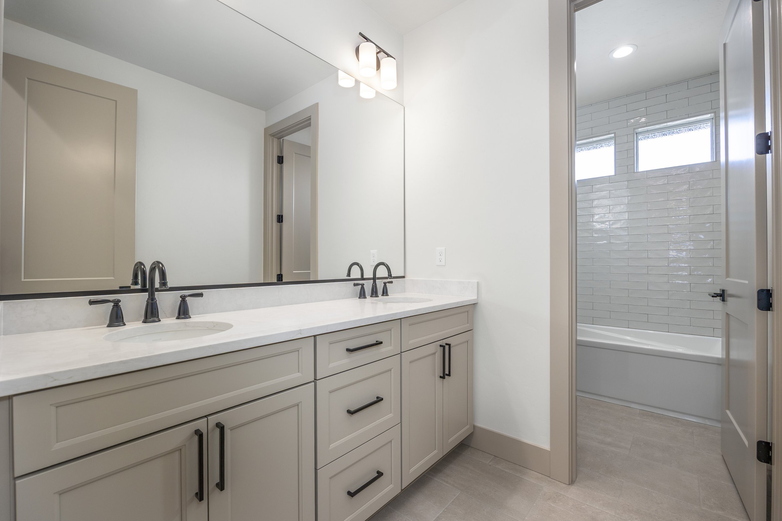 7008 Grange St 9.24.25 30.jpg