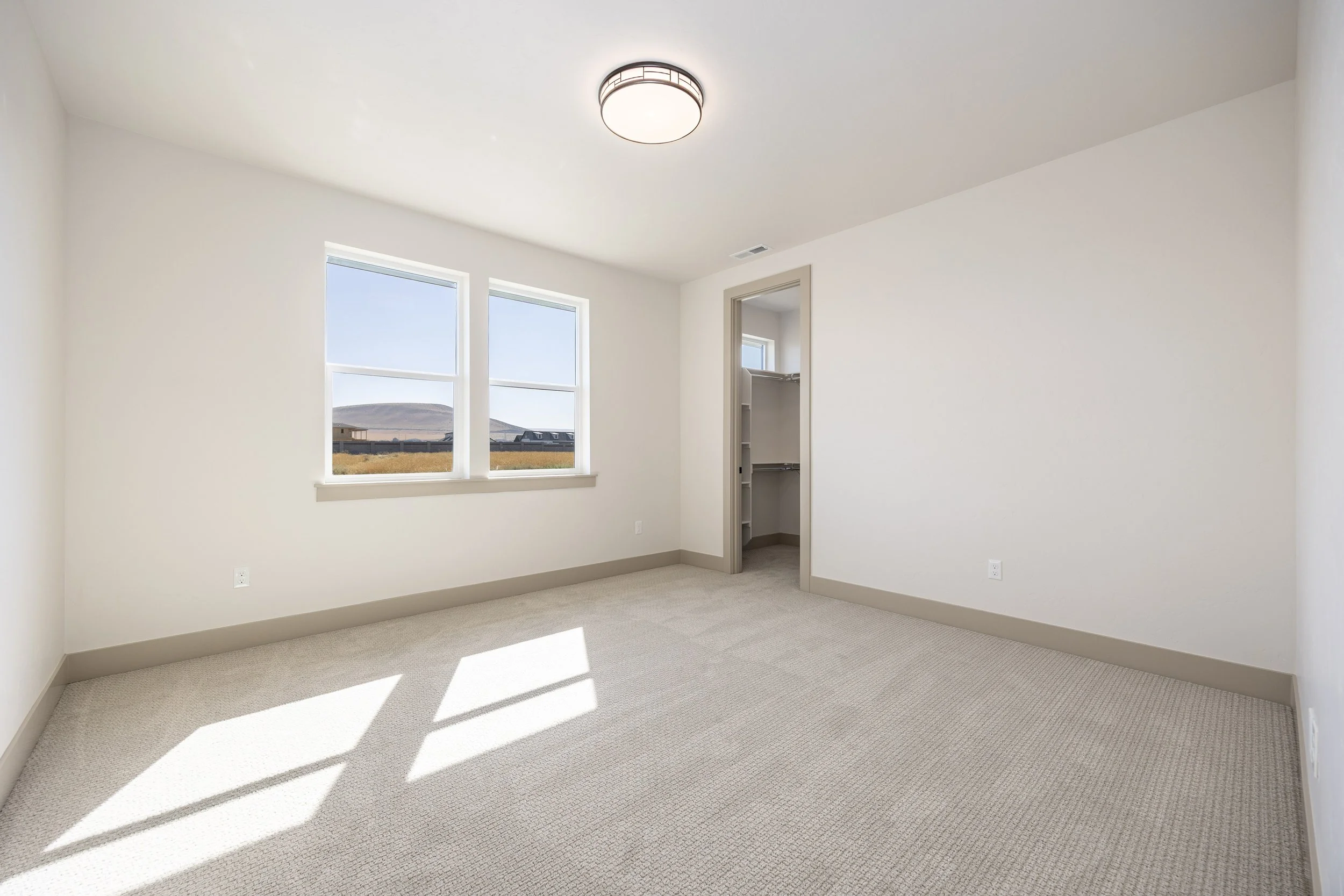 7008 Grange St 9.24.25 33.jpg