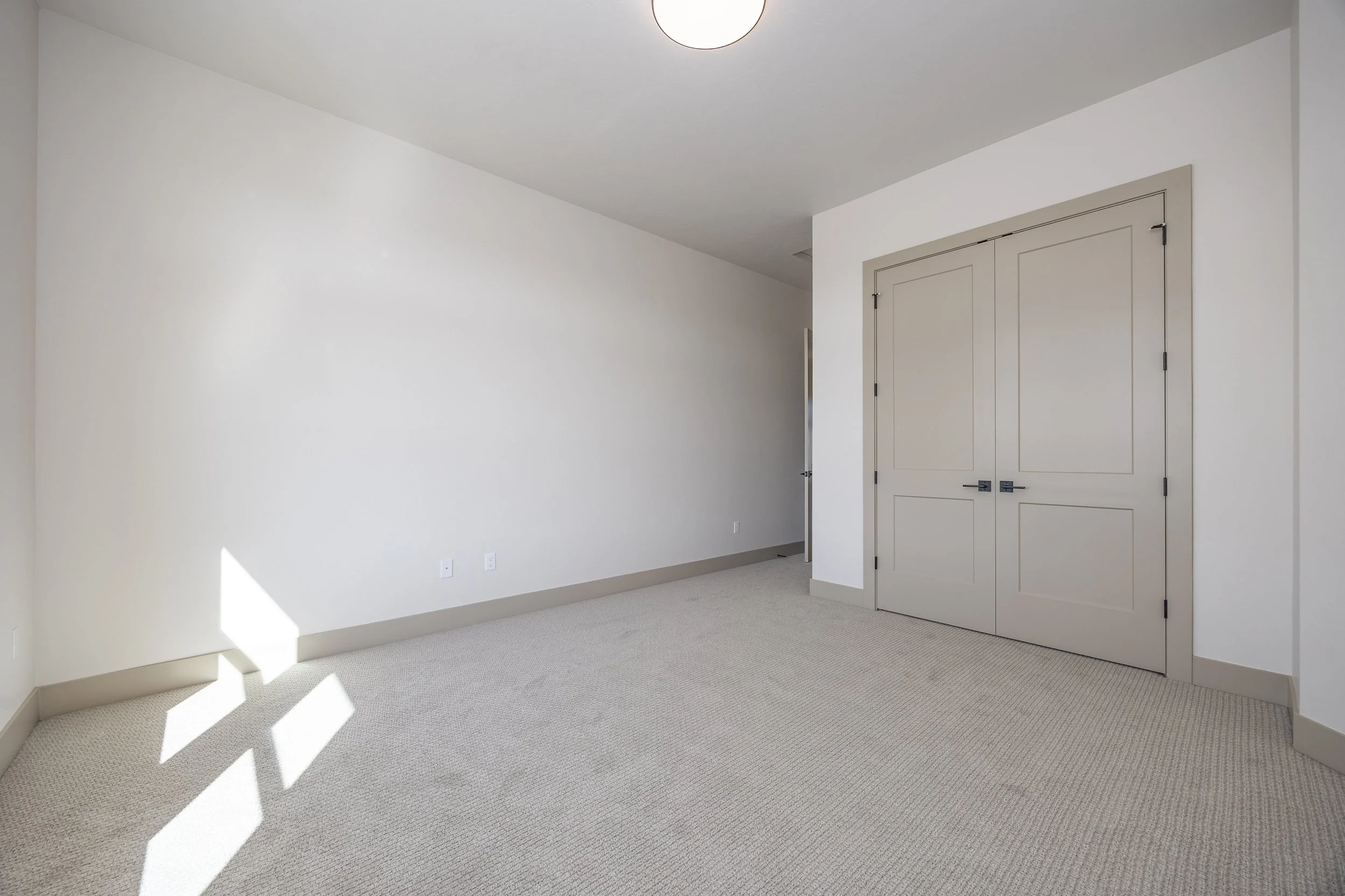 7008 Grange St 9.24.25 37.jpg