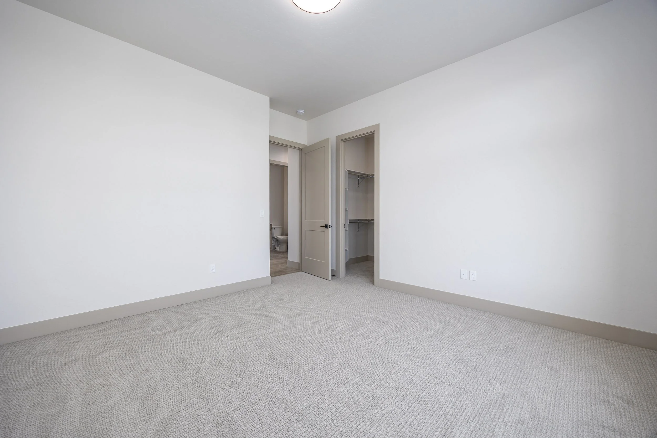 7008 Grange St 9.24.25 28.jpg