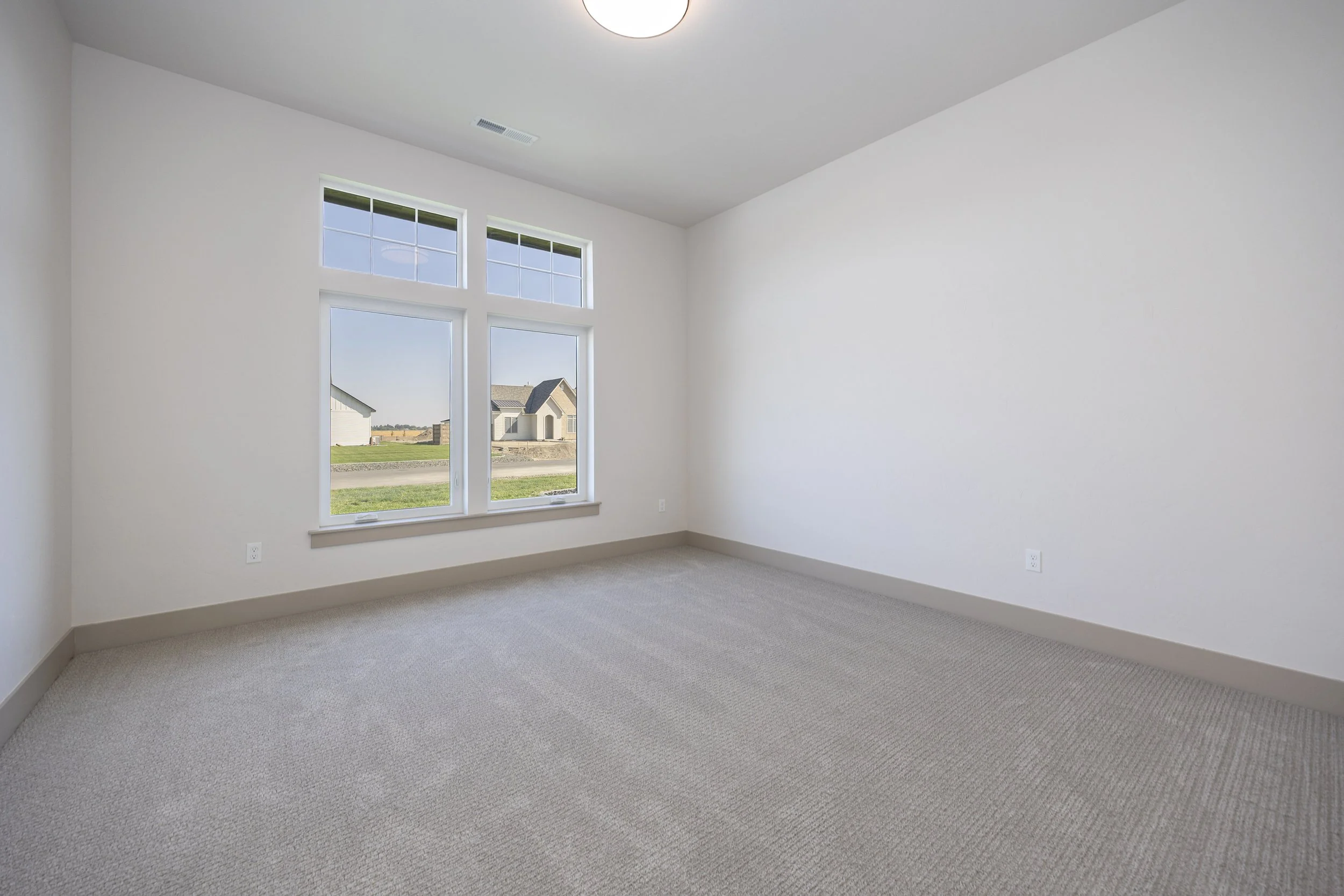 7008 Grange St 9.24.25 27.jpg