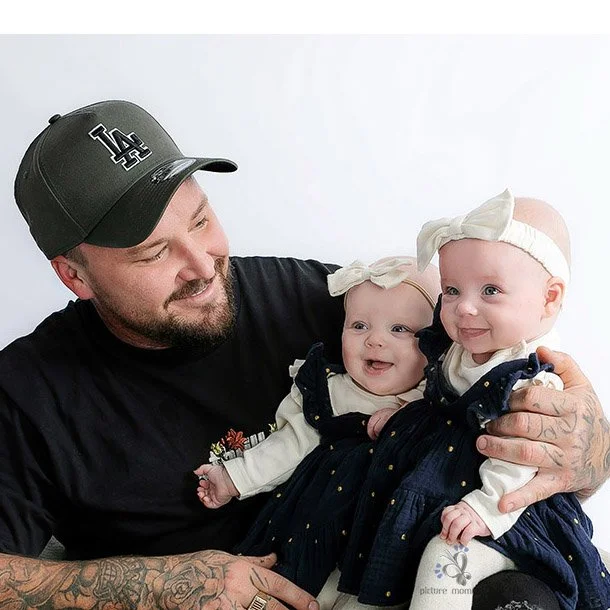 Double the fun with dad! ❤️❤️
#familyphotography #babyphotography